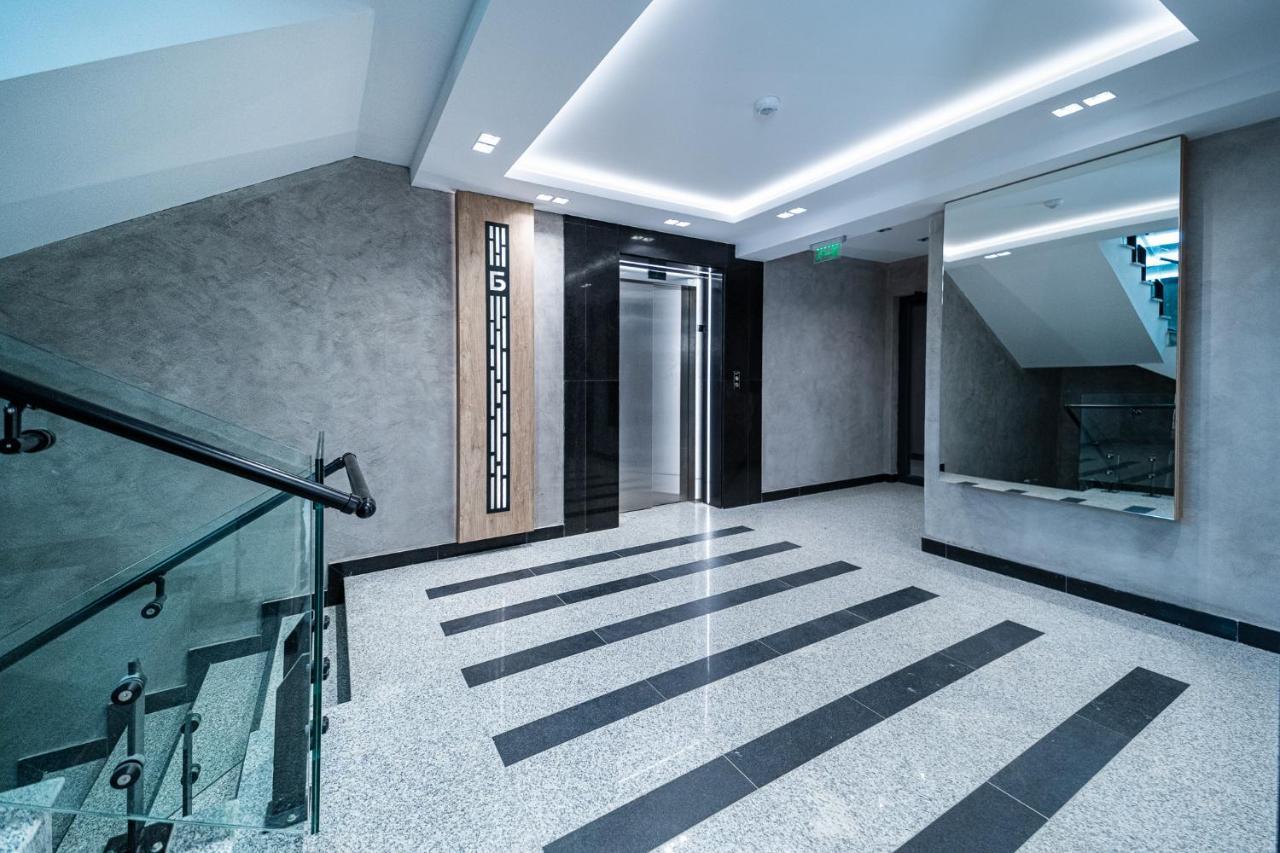 Sky Symphony Apartment Varna Luaran gambar