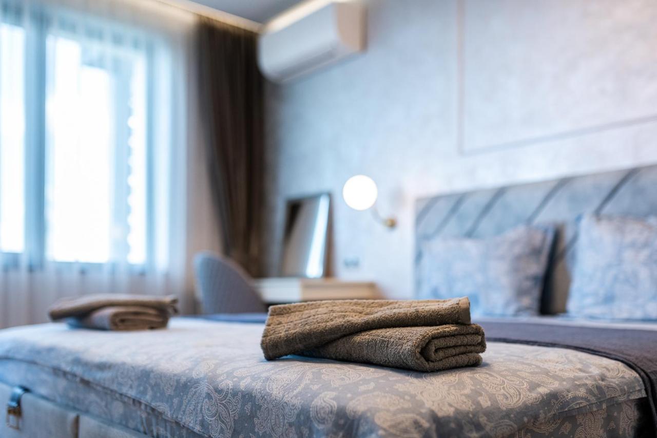 Sky Symphony Apartment Varna Luaran gambar